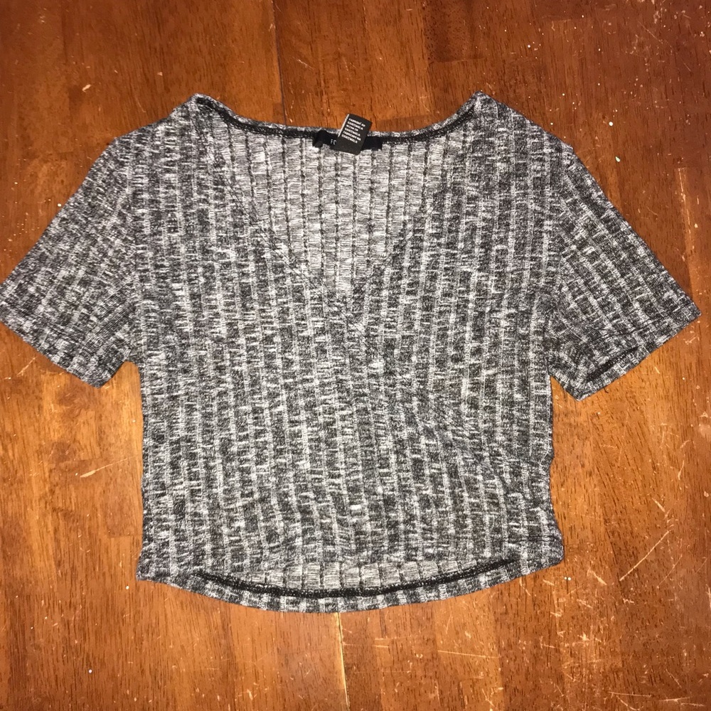 Multicolored grey crop top, forever 21, size M